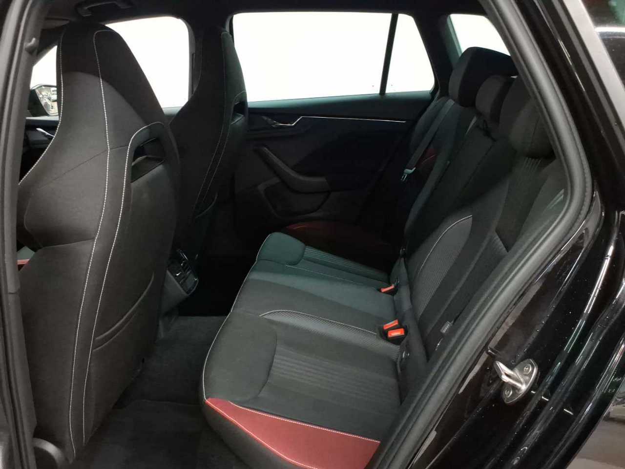 Skoda Kamiq 1.5 TSI DSG Monte Carlo 13
