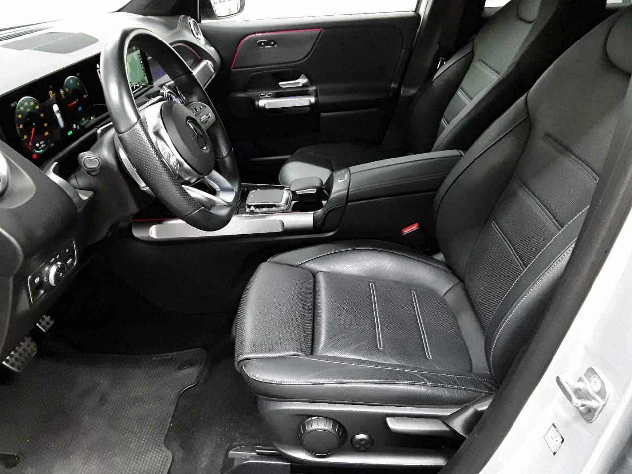 Mercedes-Benz EQB 300 4Matic AMG Line 7