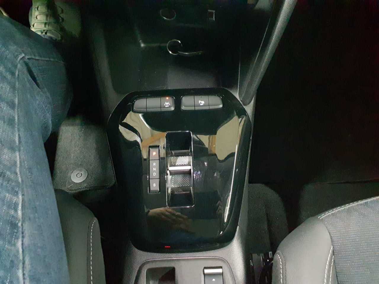 Opel Corsa-e Elegance 10