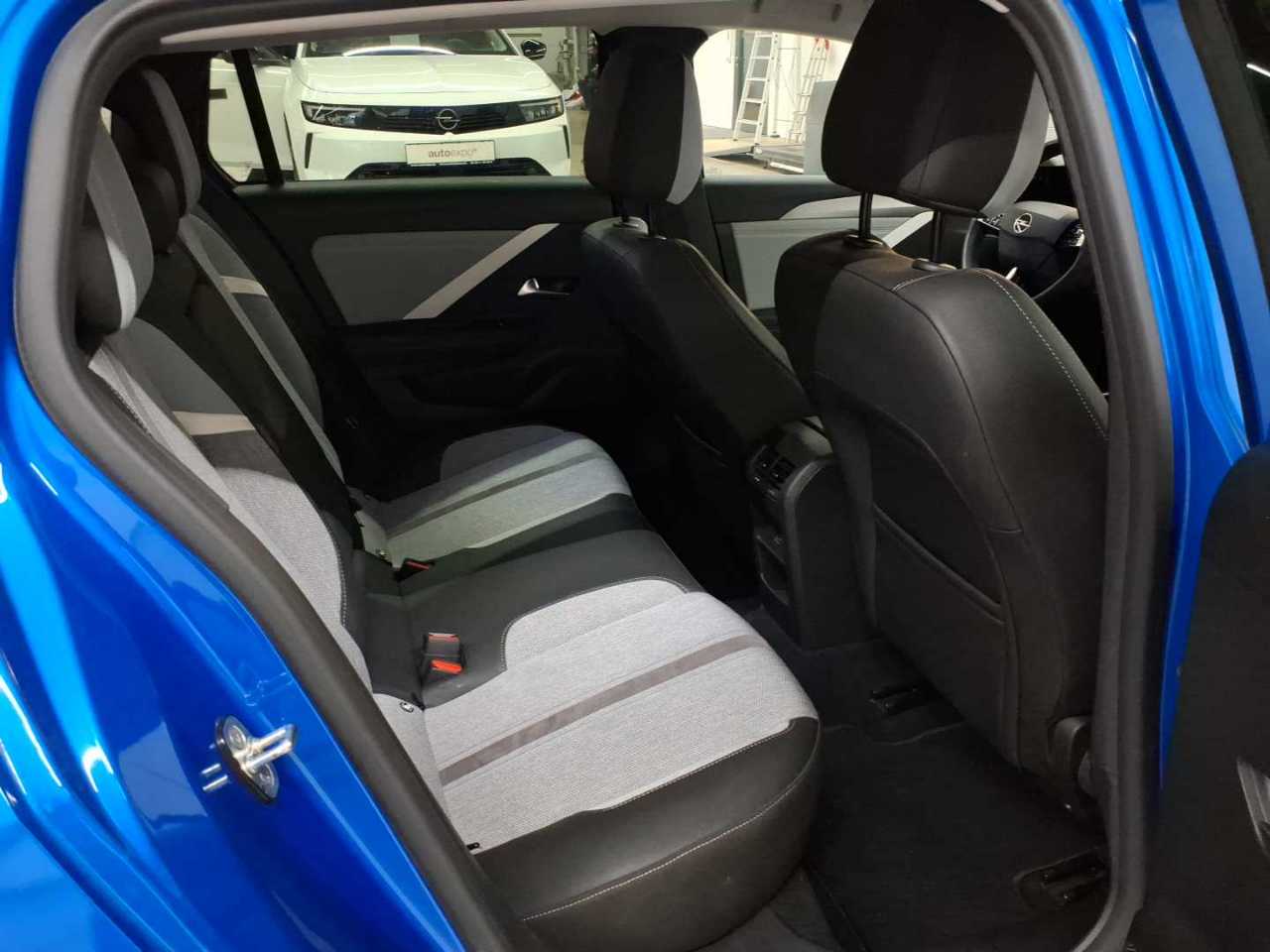 Opel Astra Sports Tourer 1.5 D Automatik Business Elegance 14