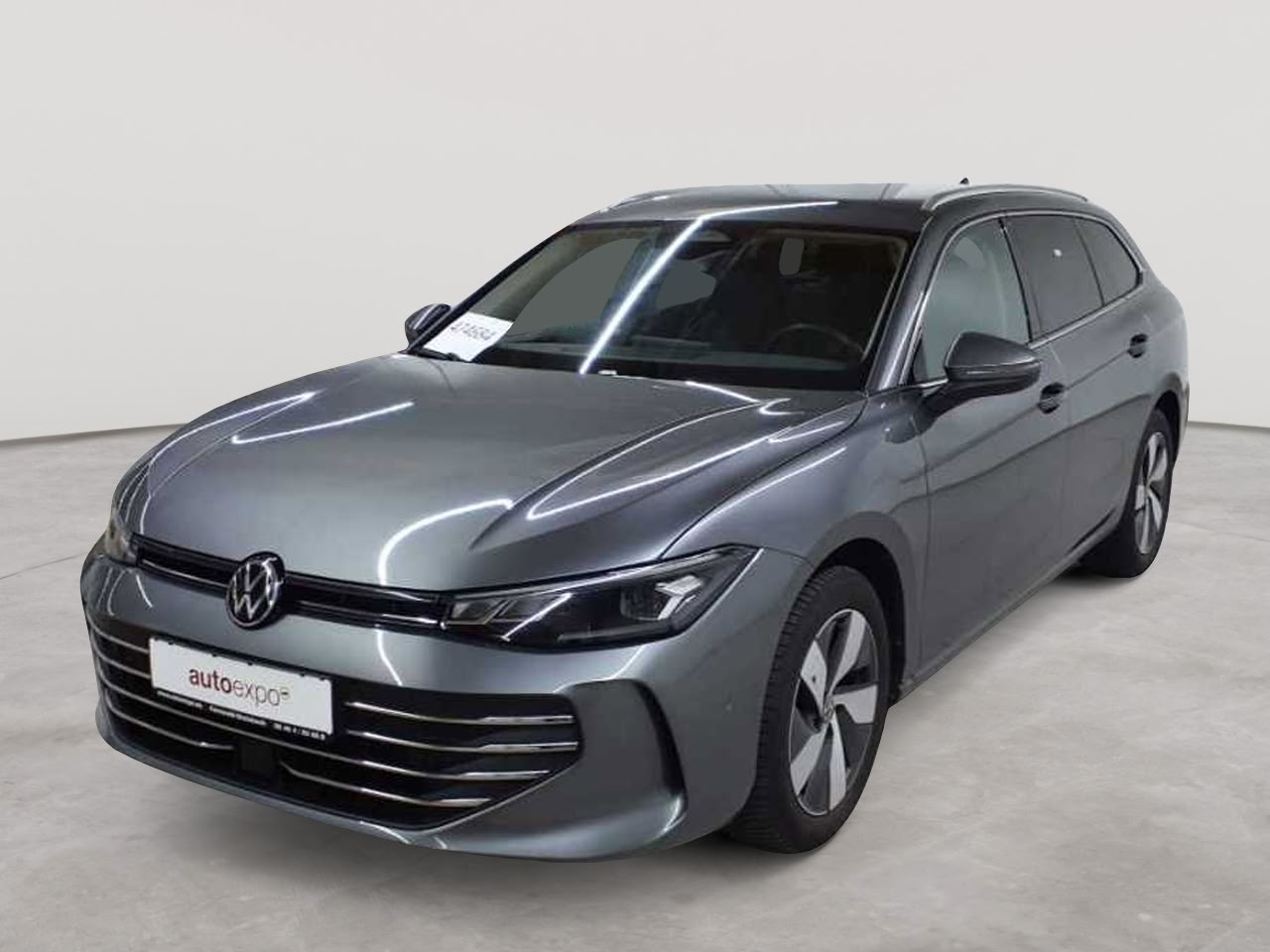 Volkswagen Passat Variant 1.5 e-TSI OPF DSG Business 2
