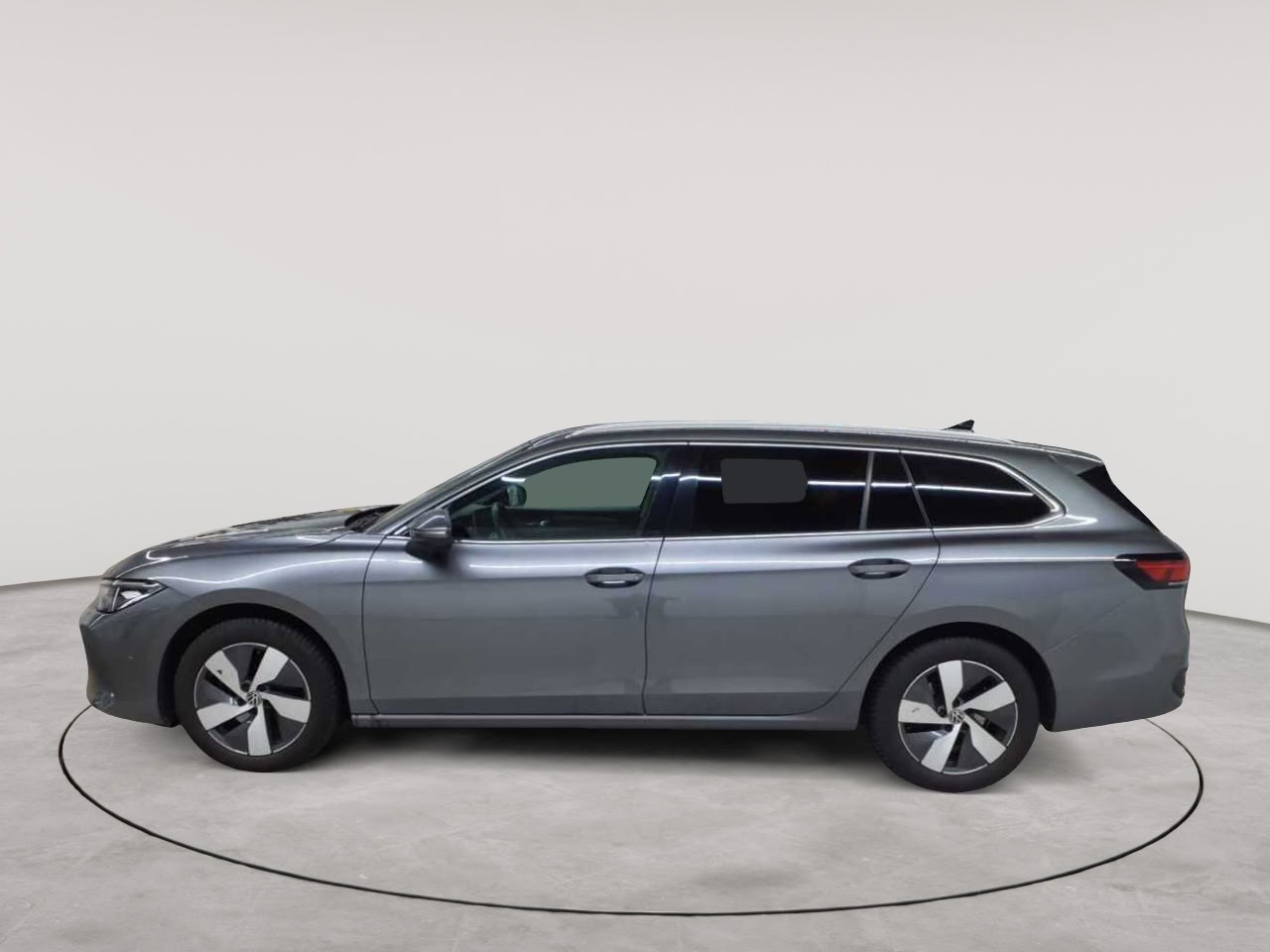 Volkswagen Passat Variant 1.5 e-TSI OPF DSG Business 6