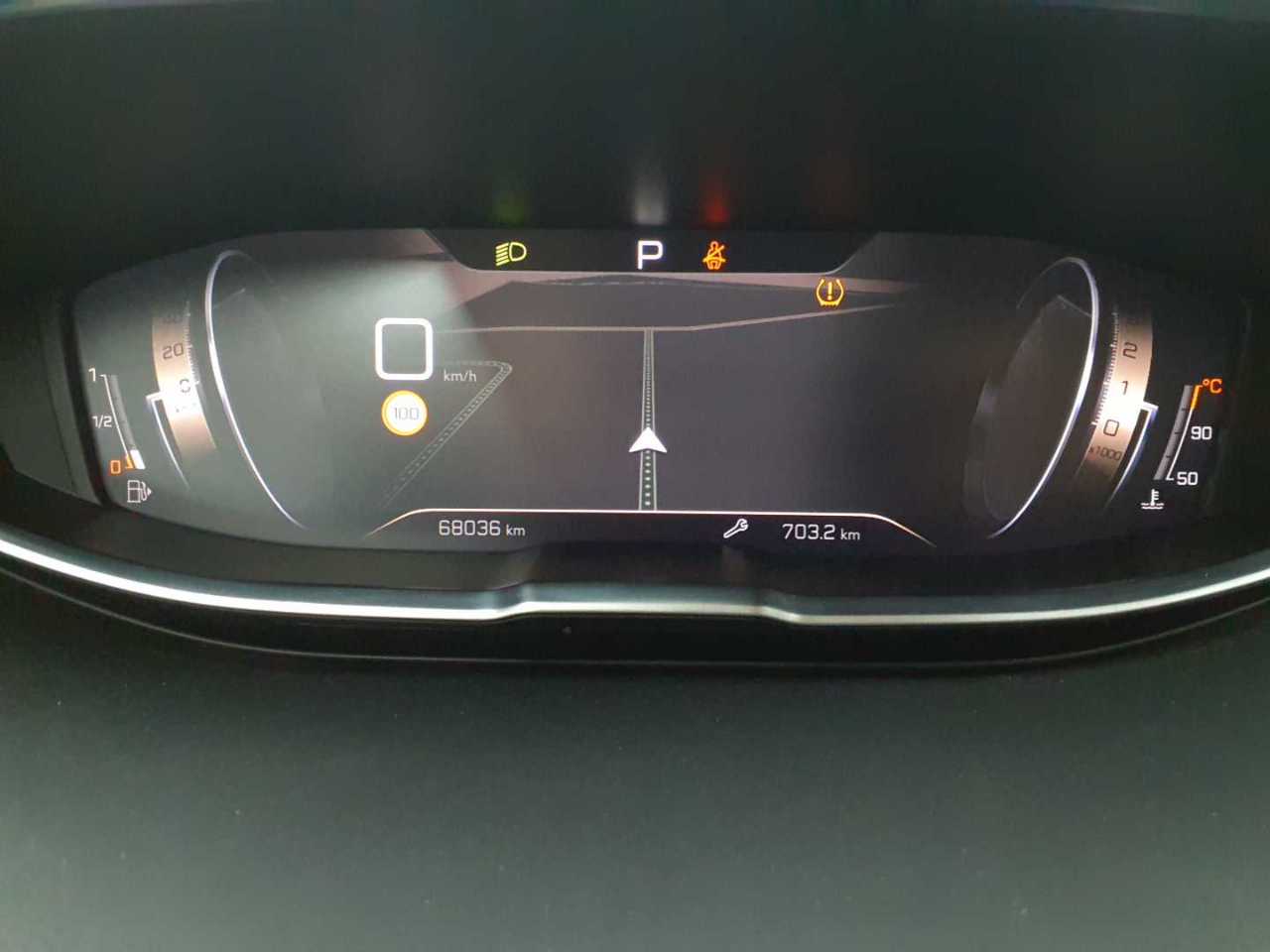 Peugeot 5008 BlueHDi 180 EAT8 GT 11