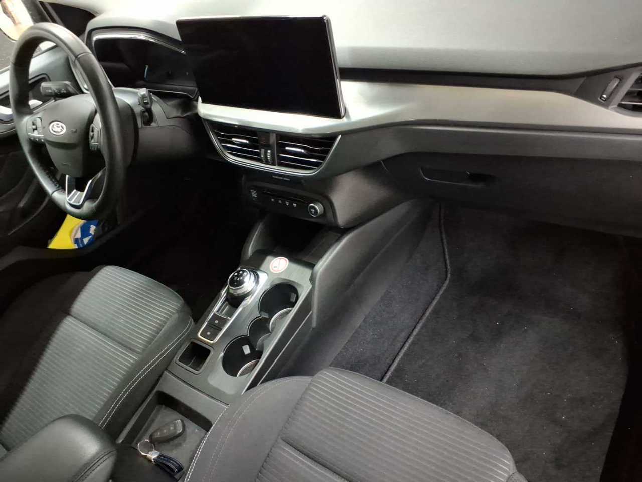 Ford Focus Turnier 1.5 EcoBlue Start-Stopp-System Aut. TITANIUM 9