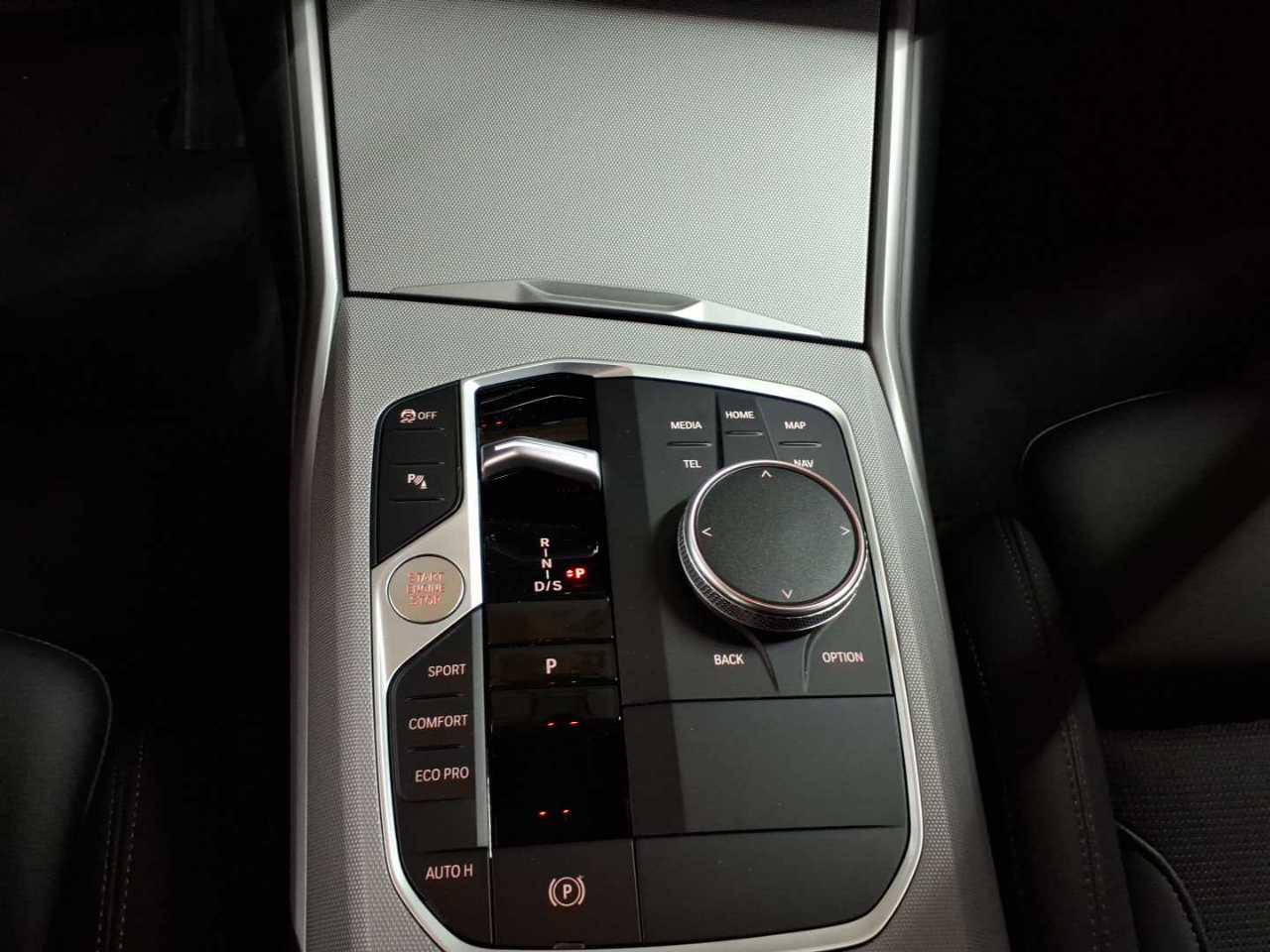 BMW 320d Touring Aut. 10