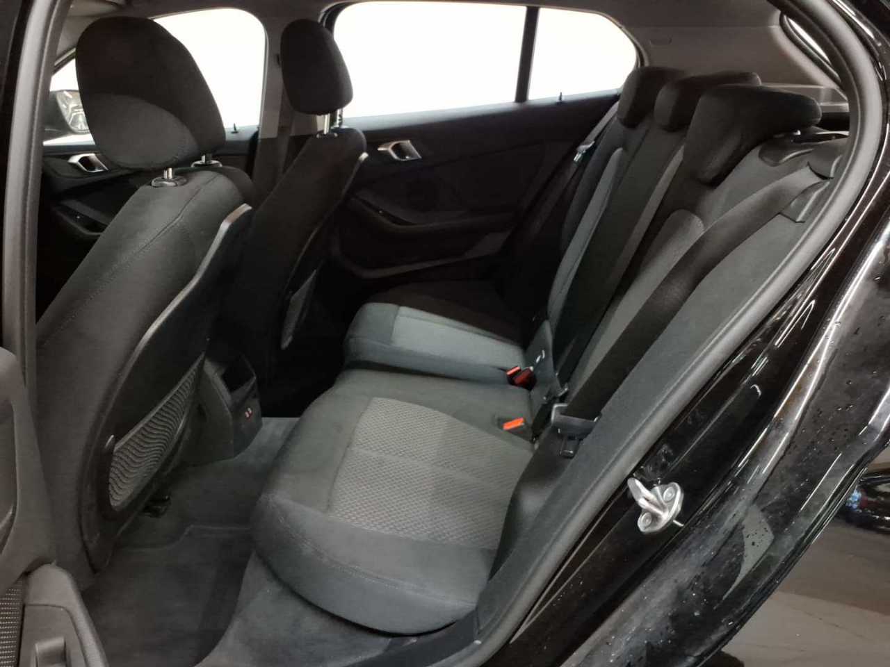 BMW 118i Aut. Advantage 13