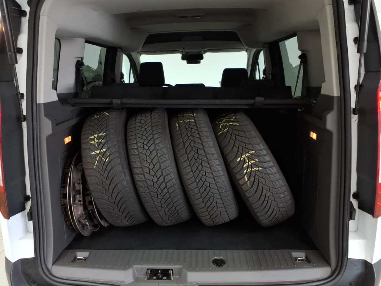 Ford Tourneo Connect 1.0 EcoBoost Start-Stop Trend 15