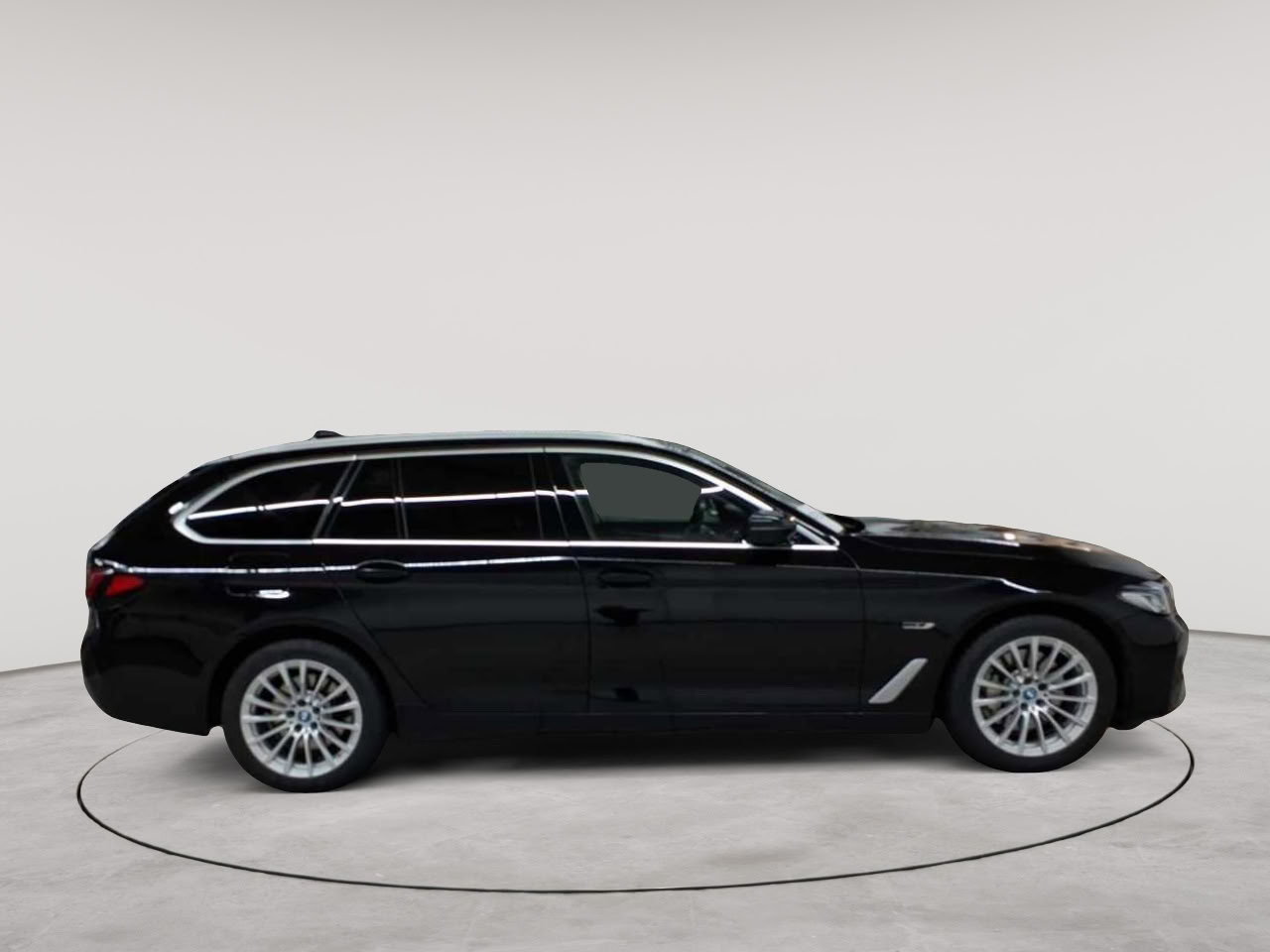 BMW 530e xDrive Touring Aut. 3