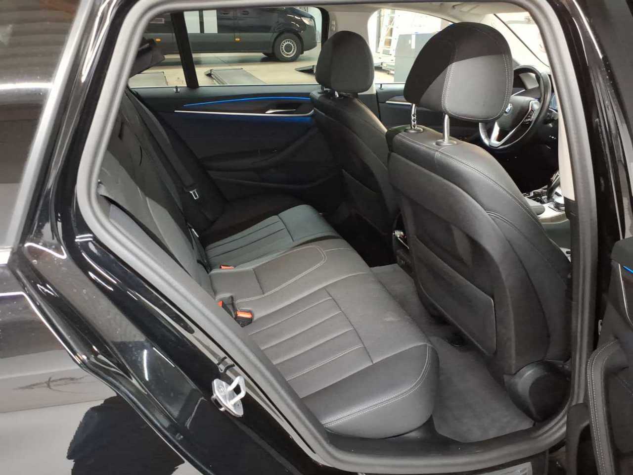 BMW 530e xDrive Touring Aut. 14