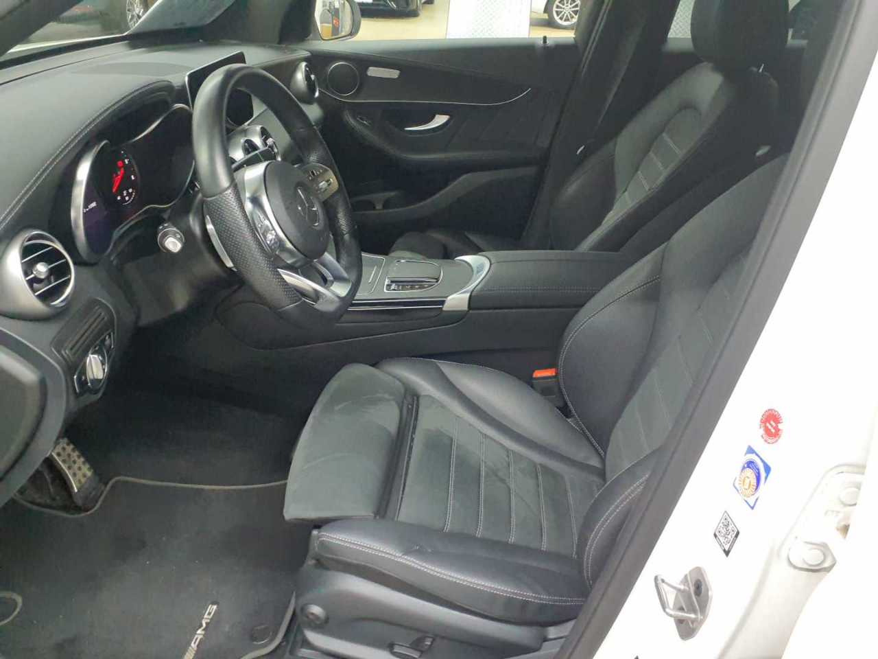 Mercedes-Benz GLC 200 d 4Matic 9G-TRONIC AMG Line 7