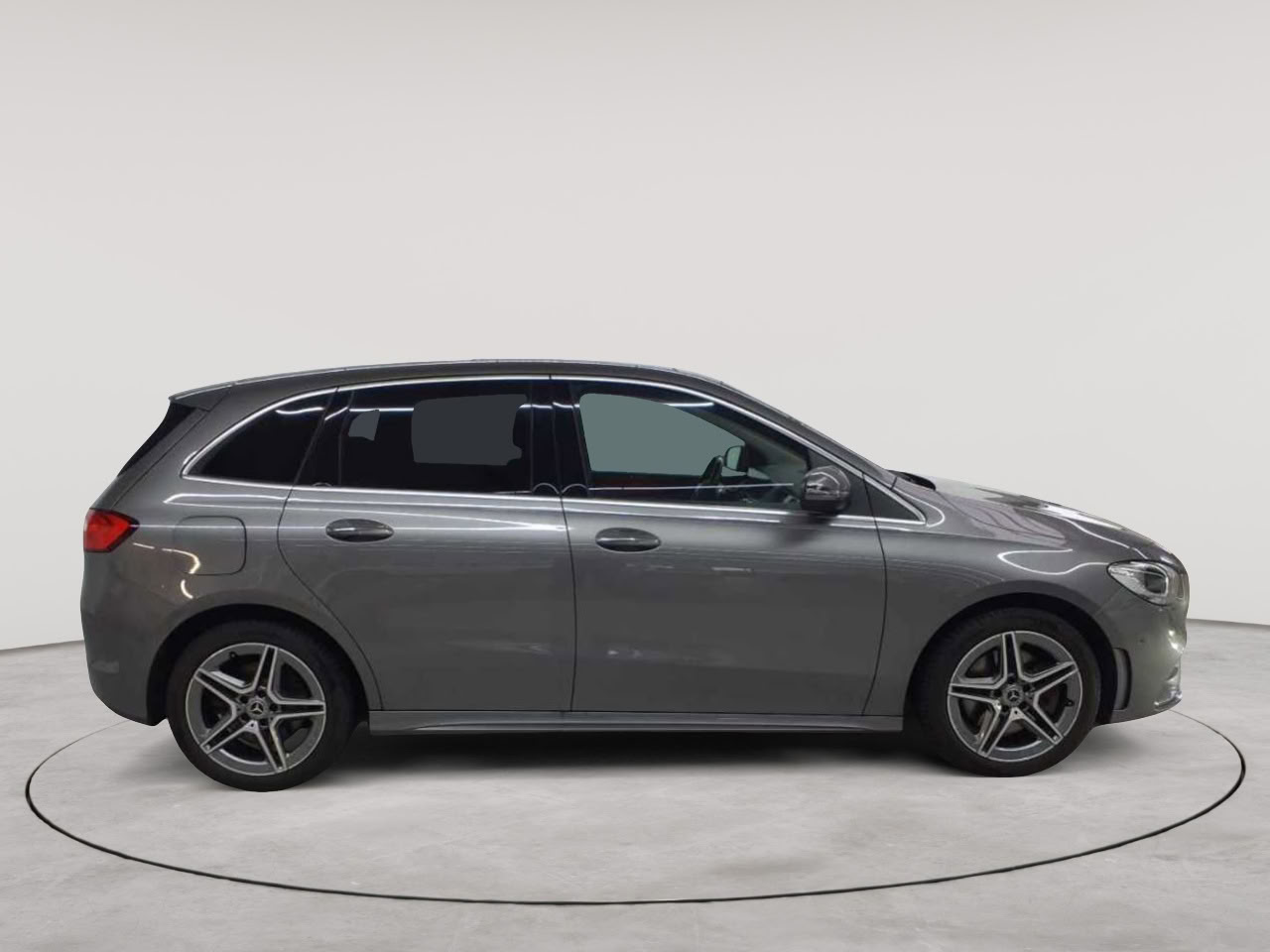 Mercedes-Benz B 250 e 8G-DCT AMG Line 3