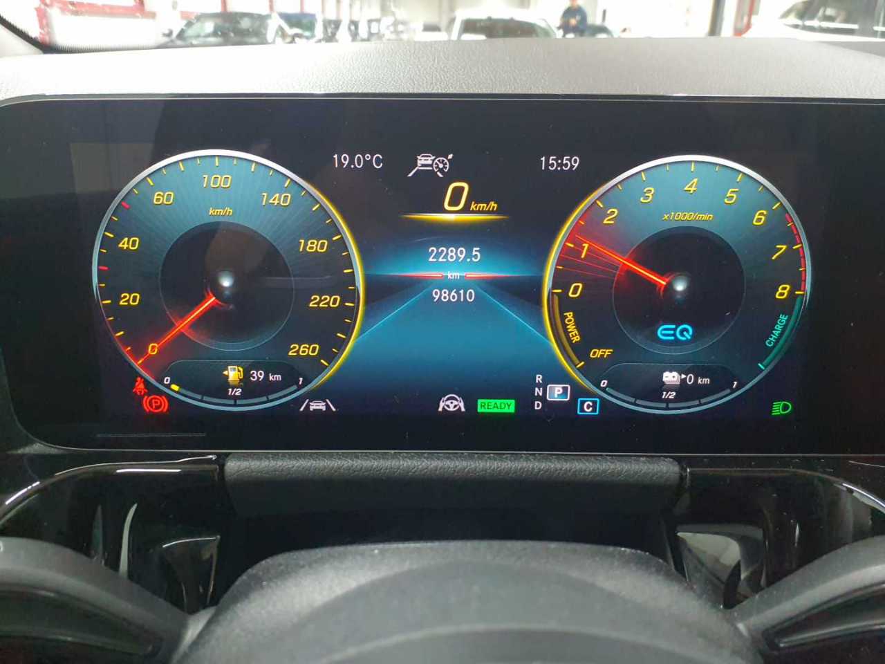 Mercedes-Benz B 250 e 8G-DCT AMG Line 11