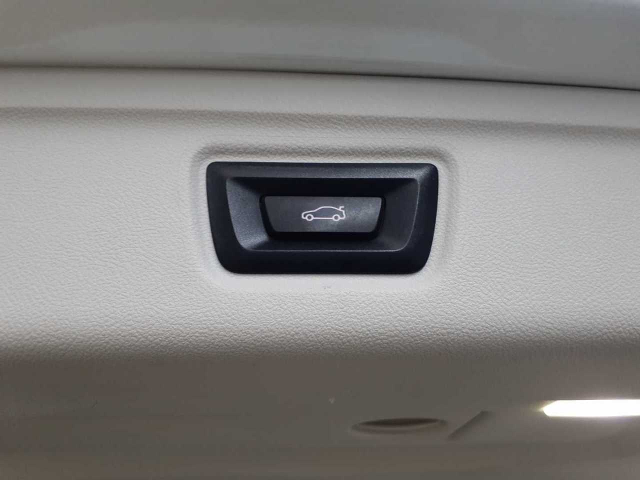 BMW 320d Touring Aut. 16