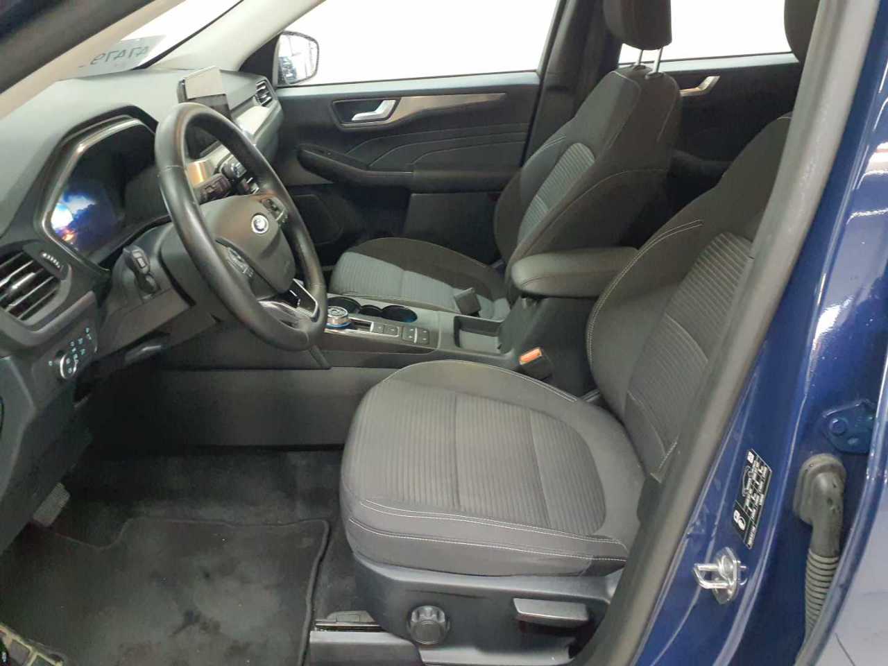 Ford Kuga 2.0 EcoBlue Aut. TITANIUM 7