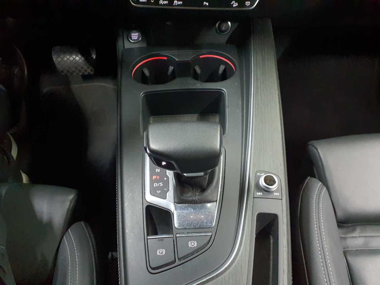 Audi A4 allroad quattro 40 TDI S tronic 10