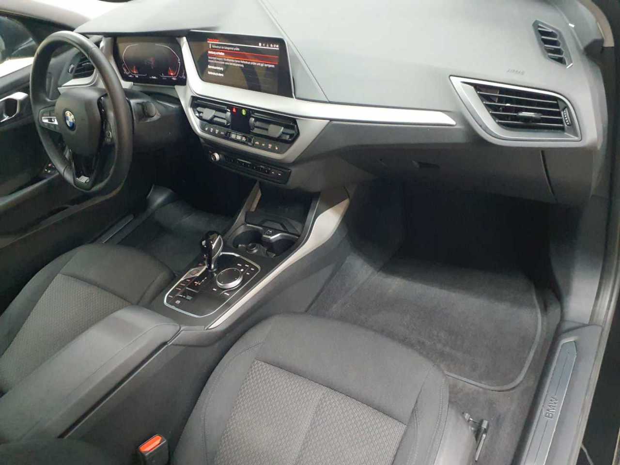 BMW 118i Aut. Advantage 9
