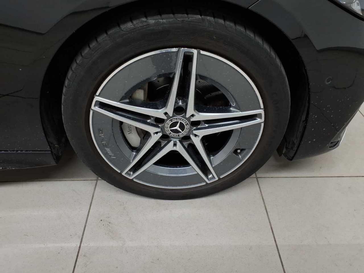 Mercedes-Benz C 220 d T 9G-TRONIC AMG Line 17