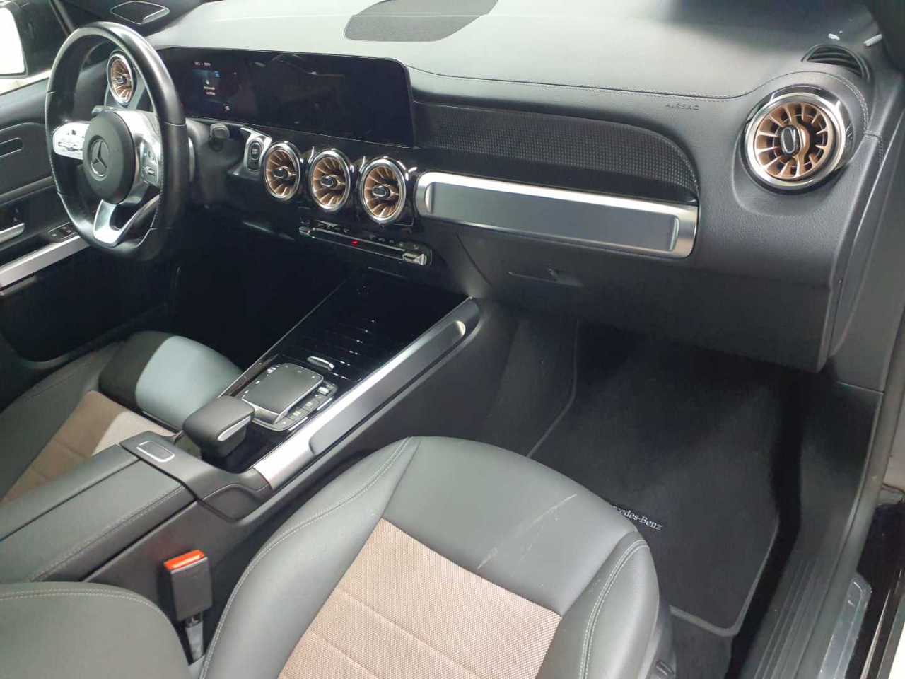 Mercedes-Benz EQB 250 Electric Art 9
