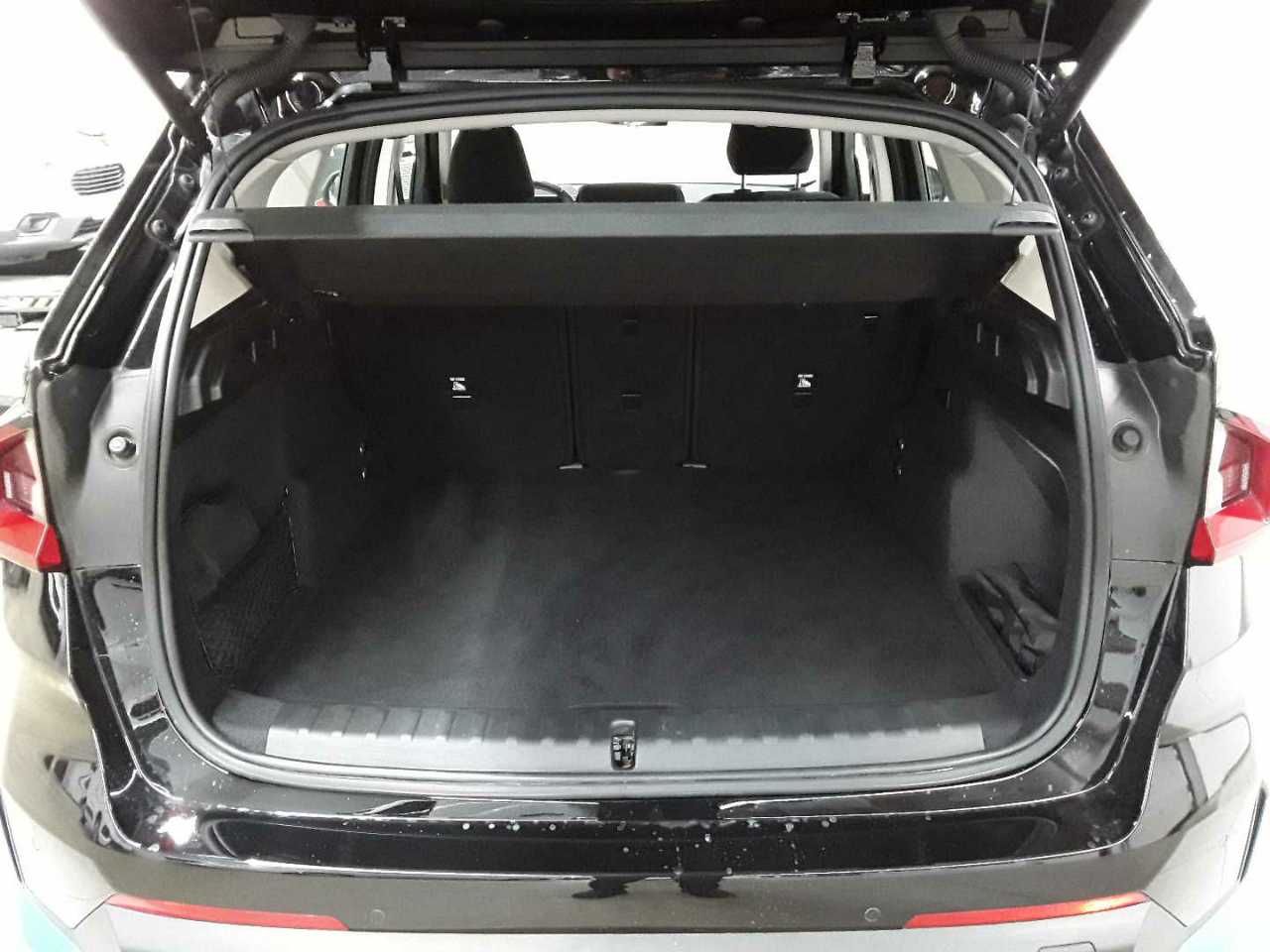 BMW iX1 xDrive30 15