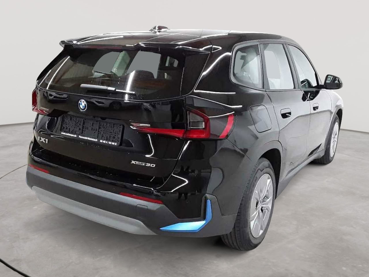 BMW iX1 xDrive30 4