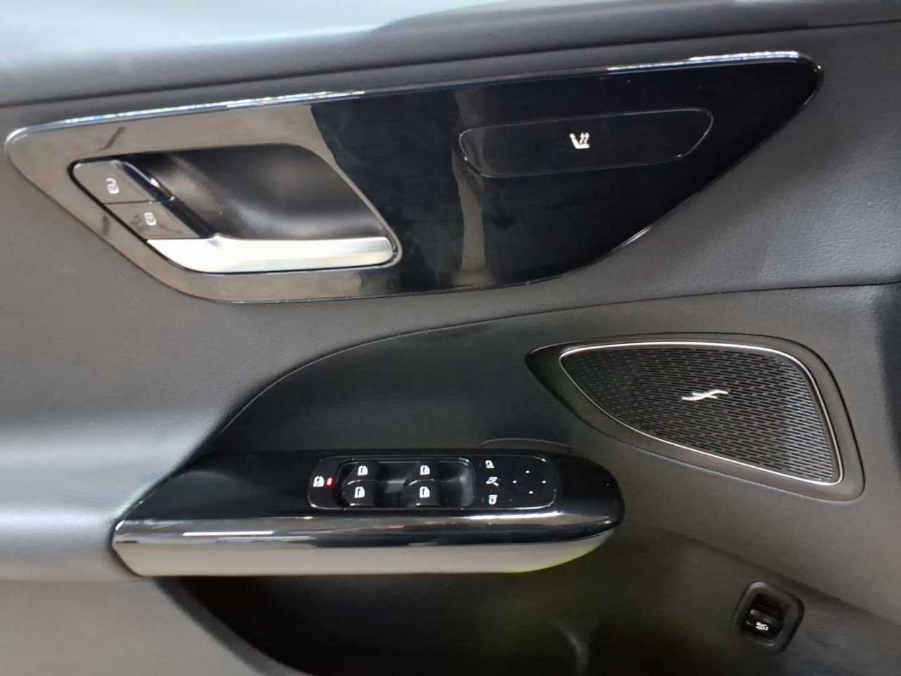 Mercedes-Benz C 220 d T 9G-TRONIC 19