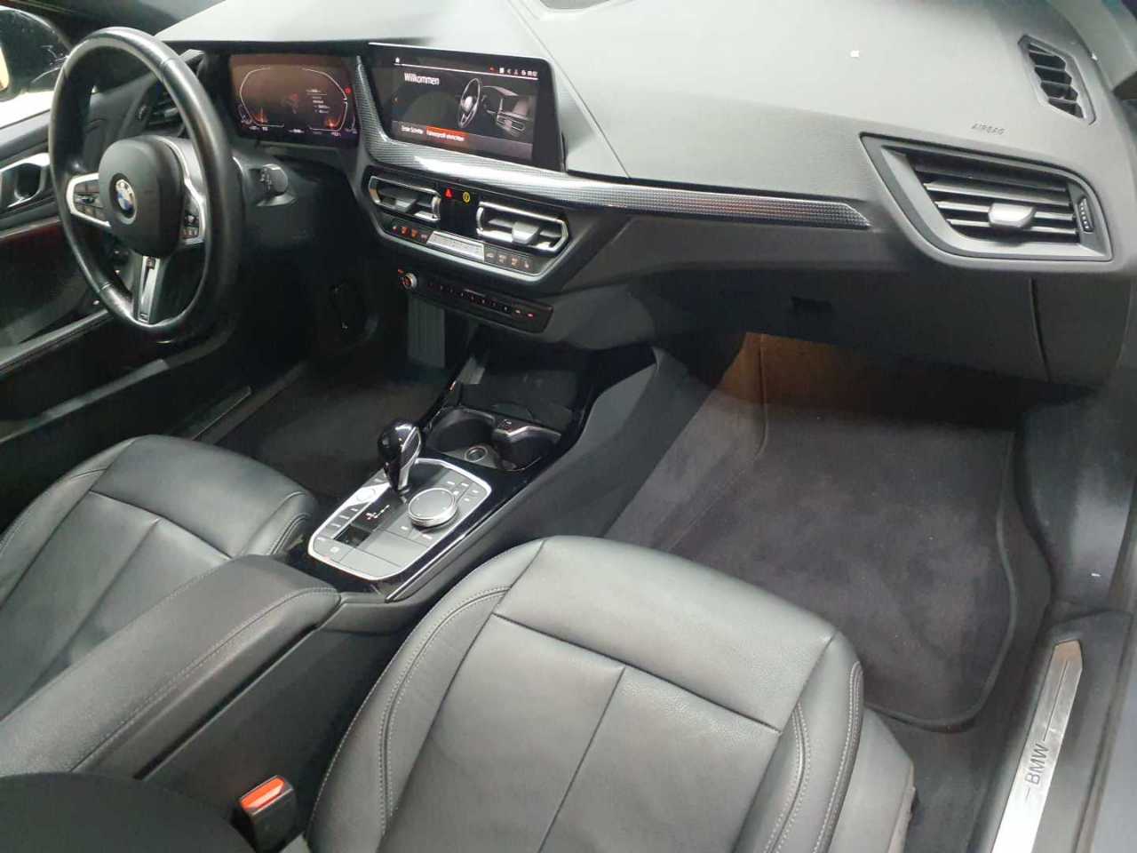 BMW 120i Aut. Advantage 9