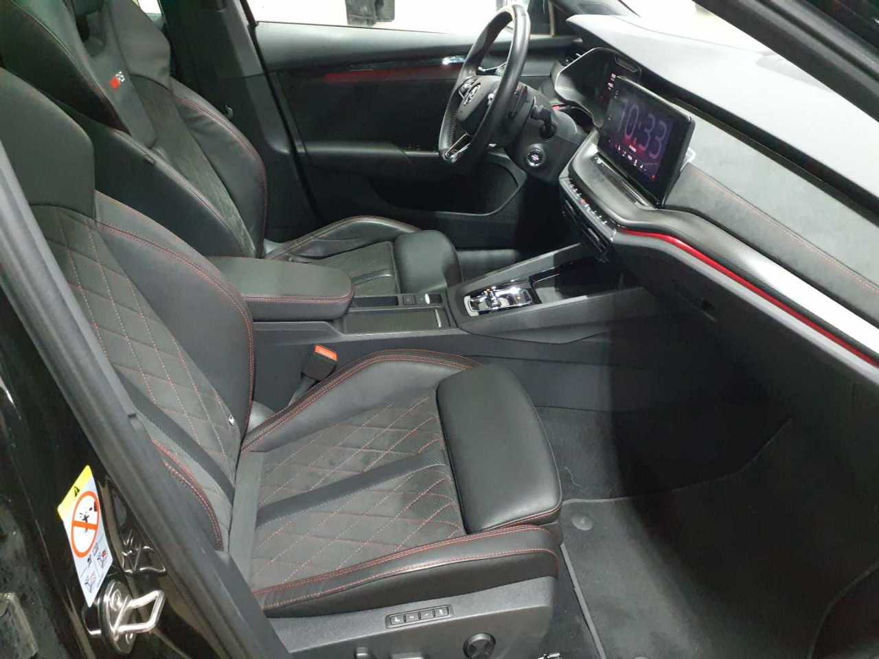 Skoda Octavia Combi 1.4 TSI iV DSG RS 7