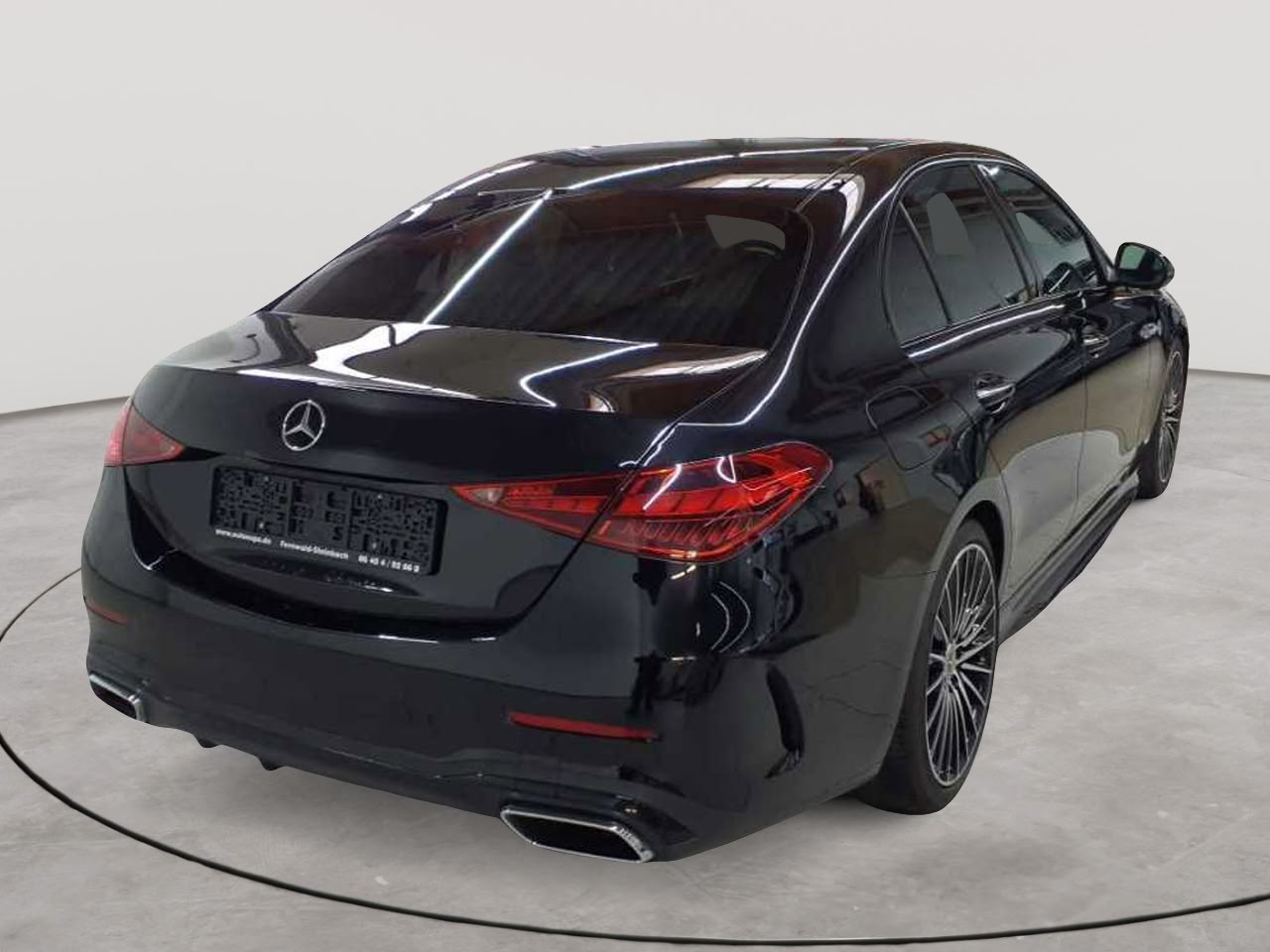 Mercedes-Benz C 300 4Matic 9G-TRONIC AMG Line 4