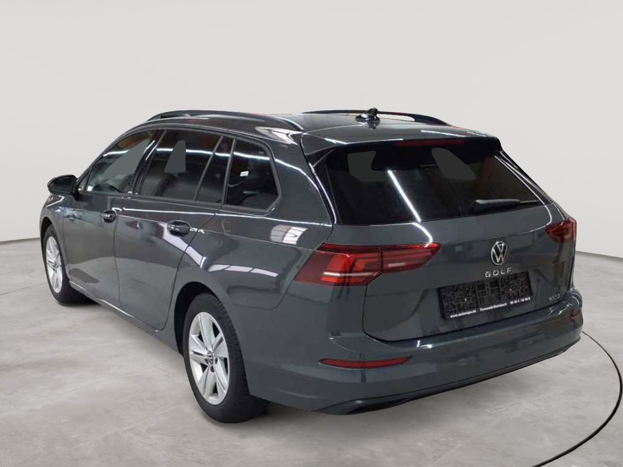 Volkswagen Golf Variant 1.5 eTSI OPF DSG Life 5