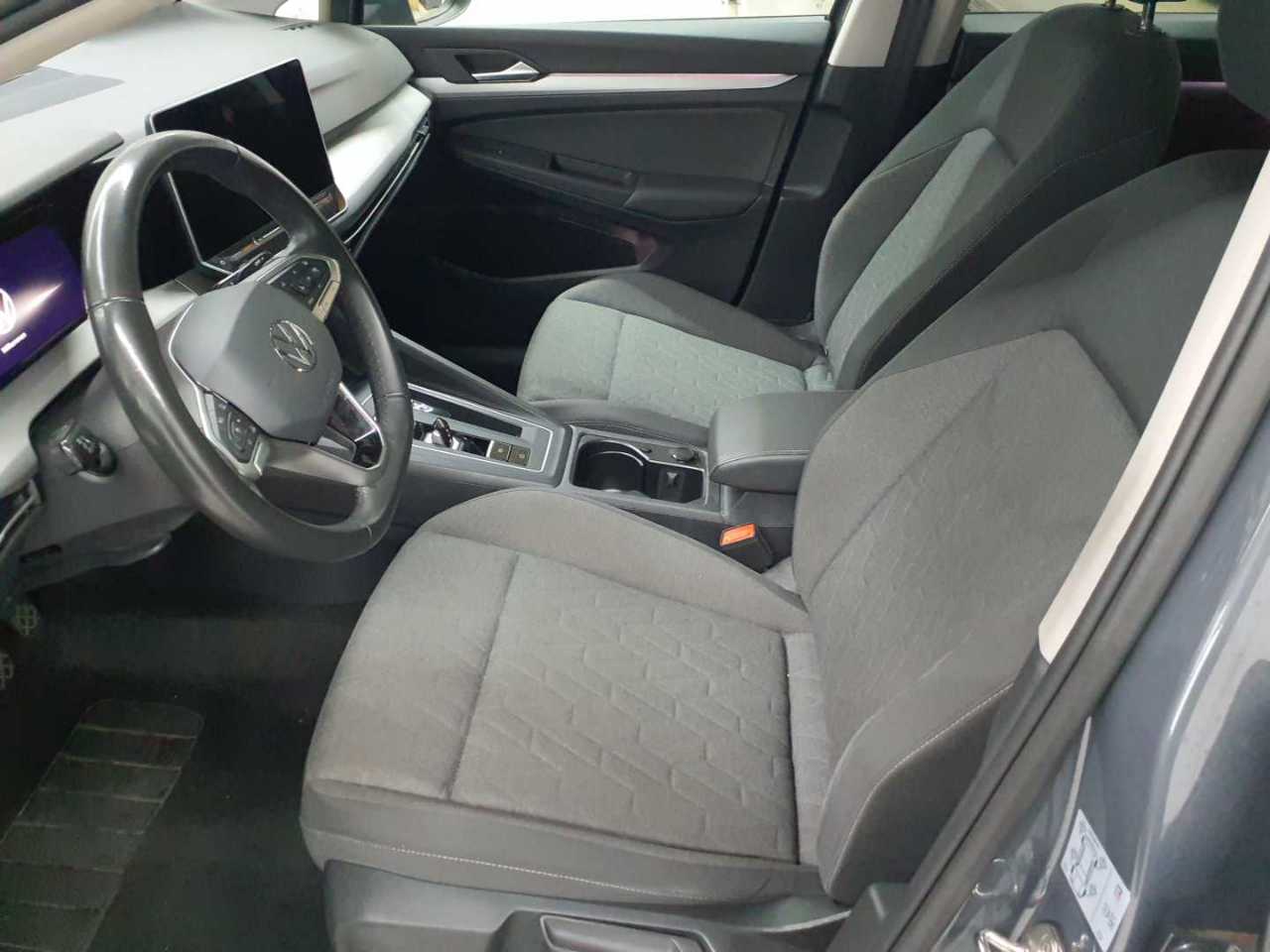 Volkswagen Golf Variant 1.5 eTSI OPF DSG Life 7