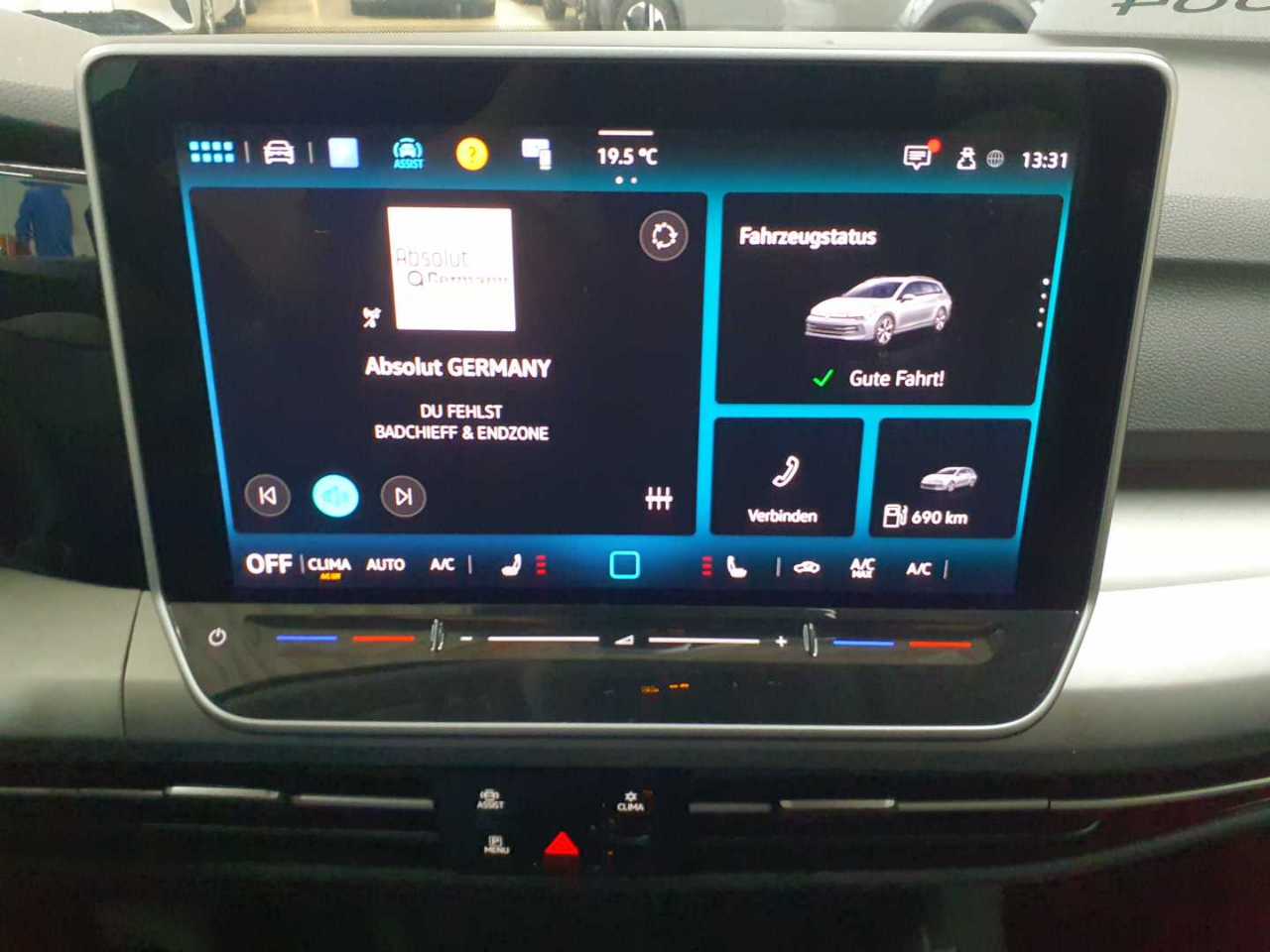 Volkswagen Golf Variant 1.5 eTSI OPF DSG Life 13