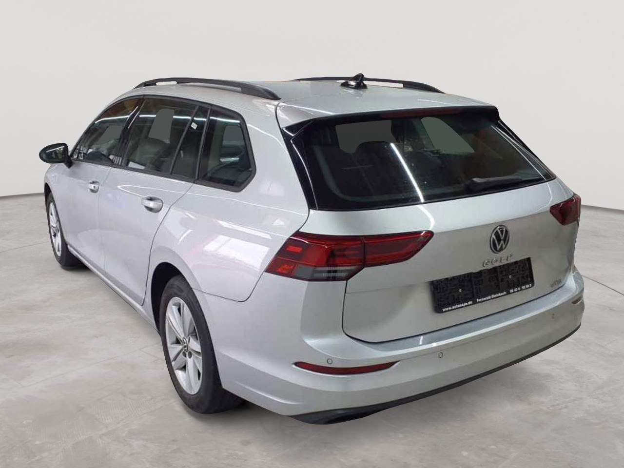 Volkswagen Golf Variant 1.0 eTSI OPF DSG Life 5