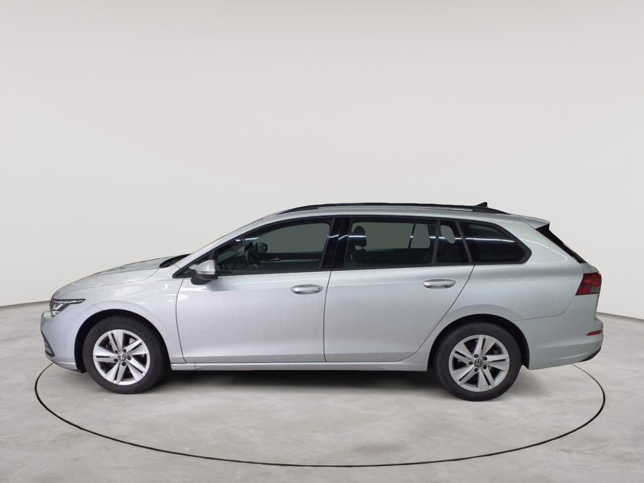 Volkswagen Golf Variant 1.0 eTSI OPF DSG Life 6