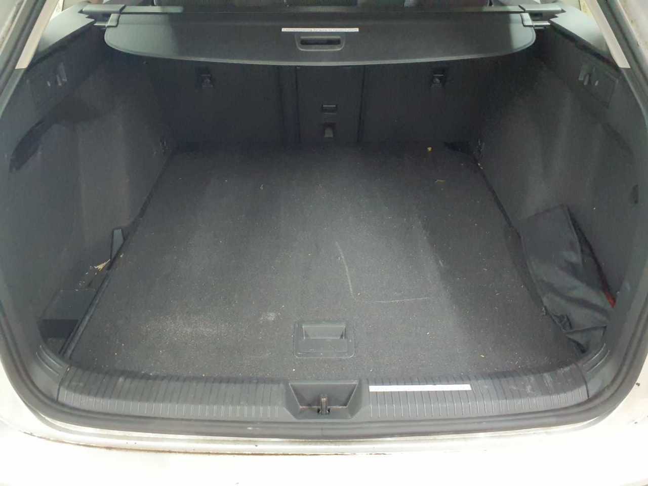 Volkswagen Golf Variant 1.0 eTSI OPF DSG Life 15