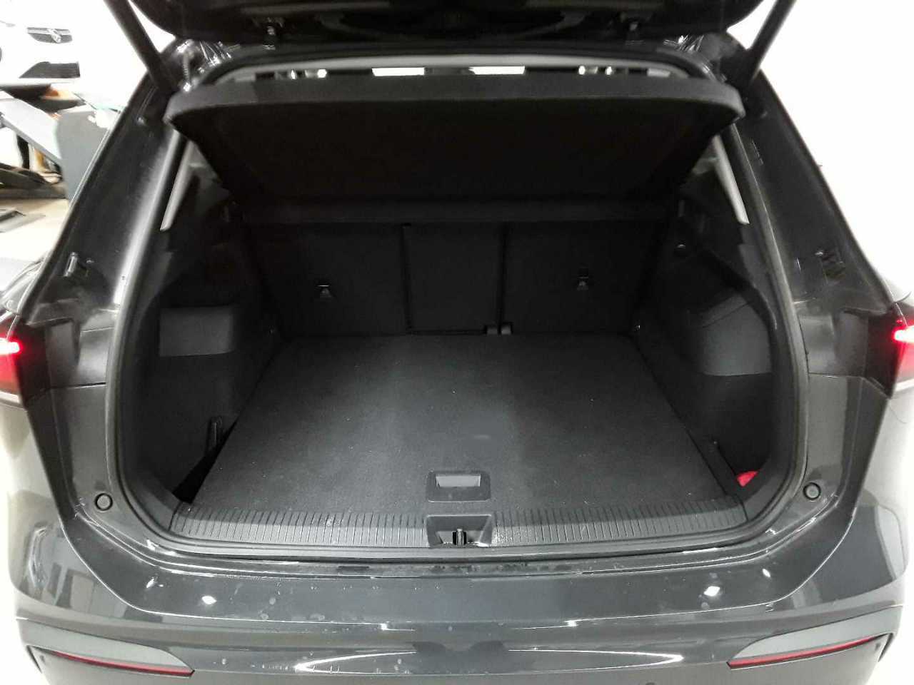 Volkswagen Tiguan 1.5 eTSI OPF DSG Energy 15