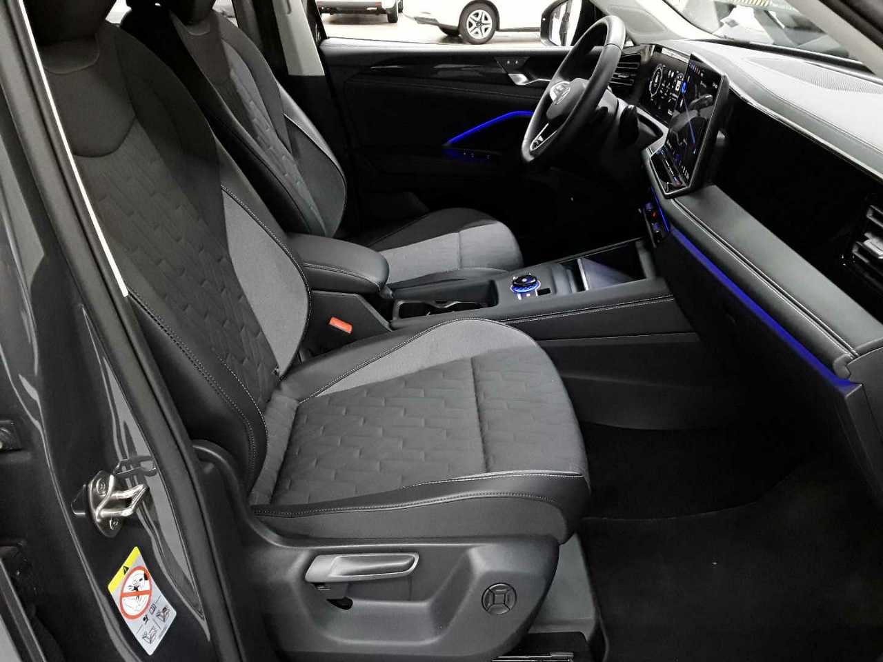 Volkswagen Tiguan 1.5 eTSI OPF DSG Energy 8