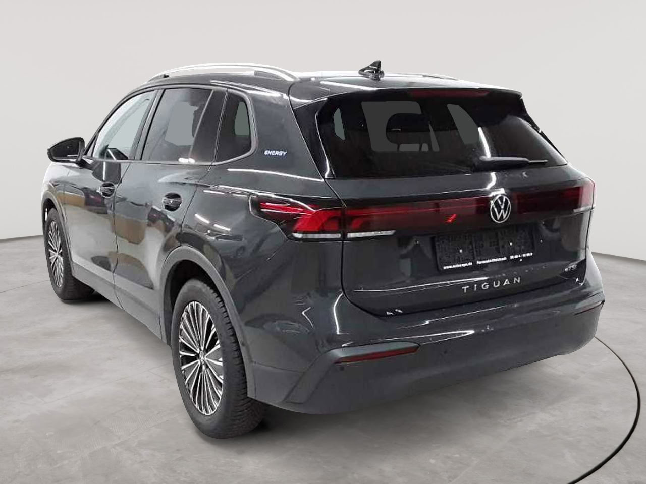 Volkswagen Tiguan 1.5 eTSI OPF DSG Energy 5