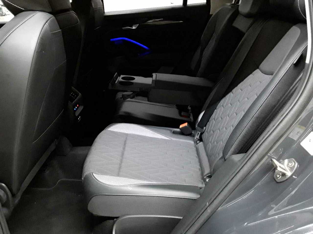 Volkswagen Tiguan 1.5 eTSI OPF DSG Energy 13