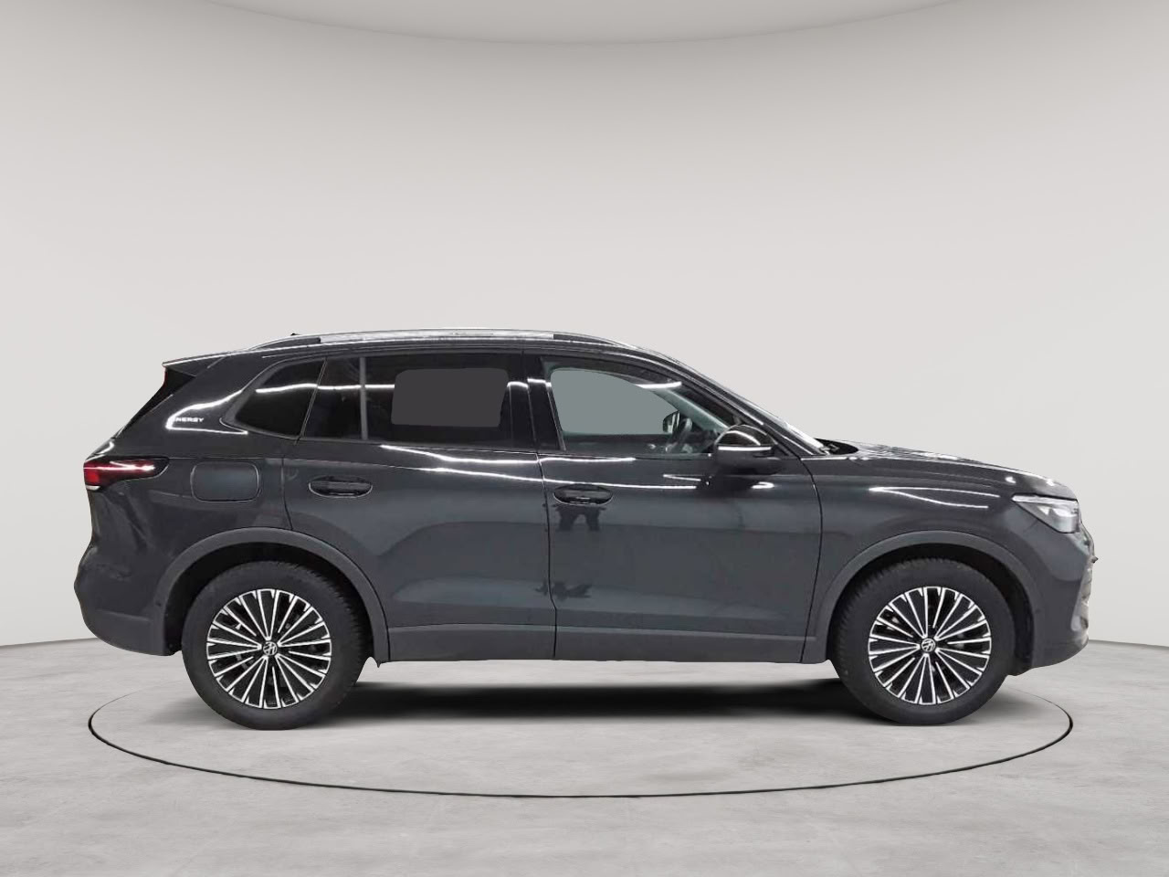 Volkswagen Tiguan 1.5 eTSI OPF DSG Energy 3