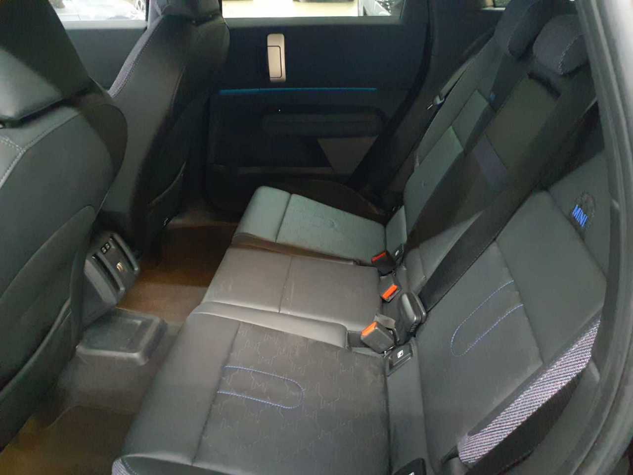 Mini Countryman C Classic Trim 13