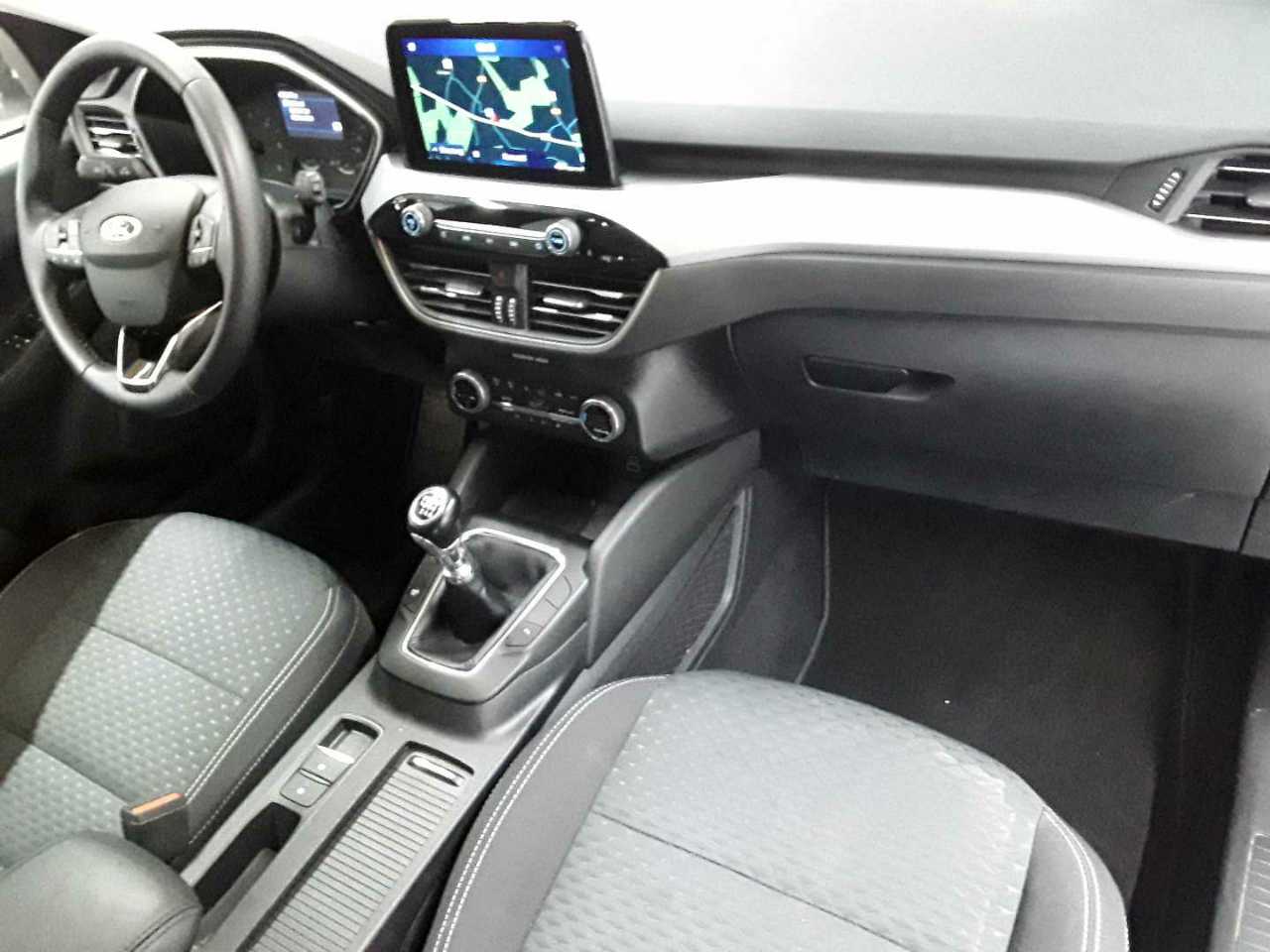 Ford Kuga 2.0 EcoBlue Hybrid COOL&CONNECT 9