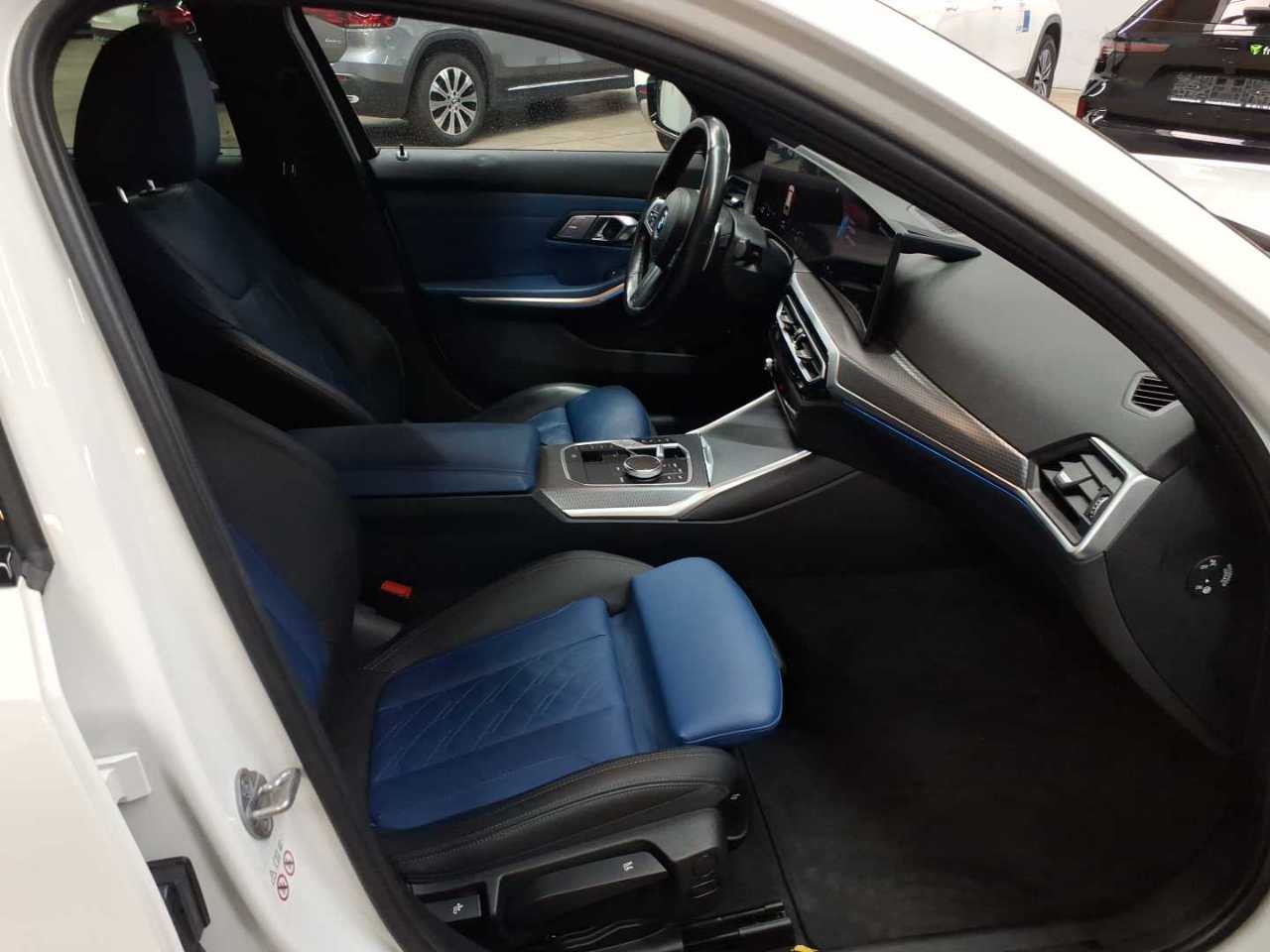 BMW 330e Touring Aut. 8