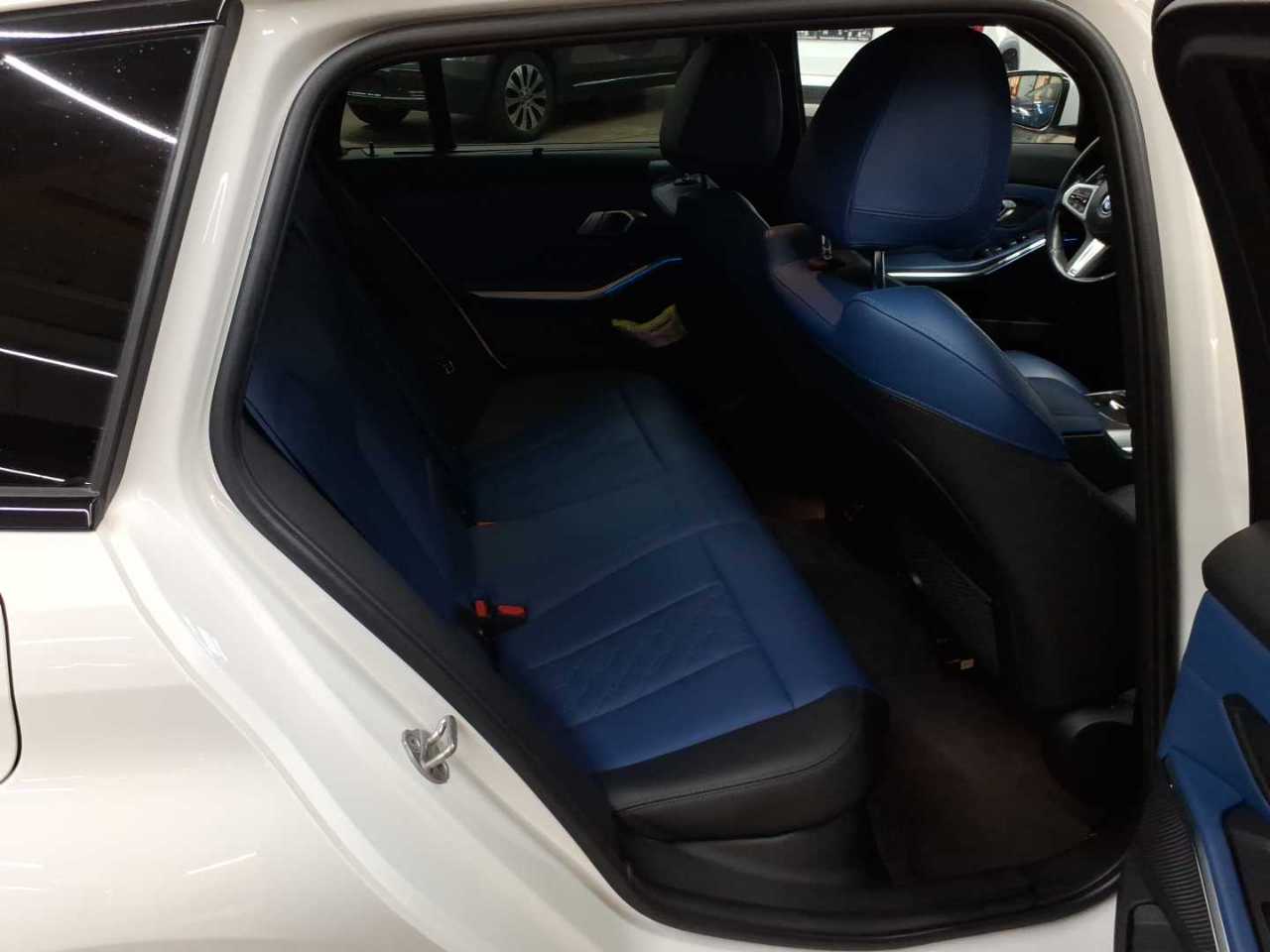 BMW 330e Touring Aut. 14