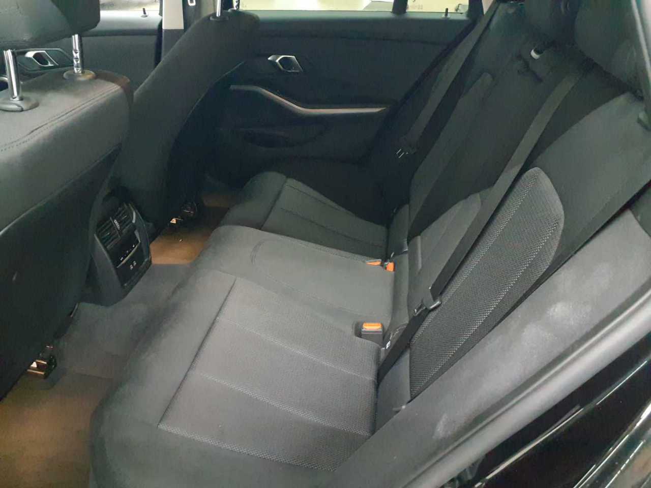 BMW 318i Touring Aut. 13
