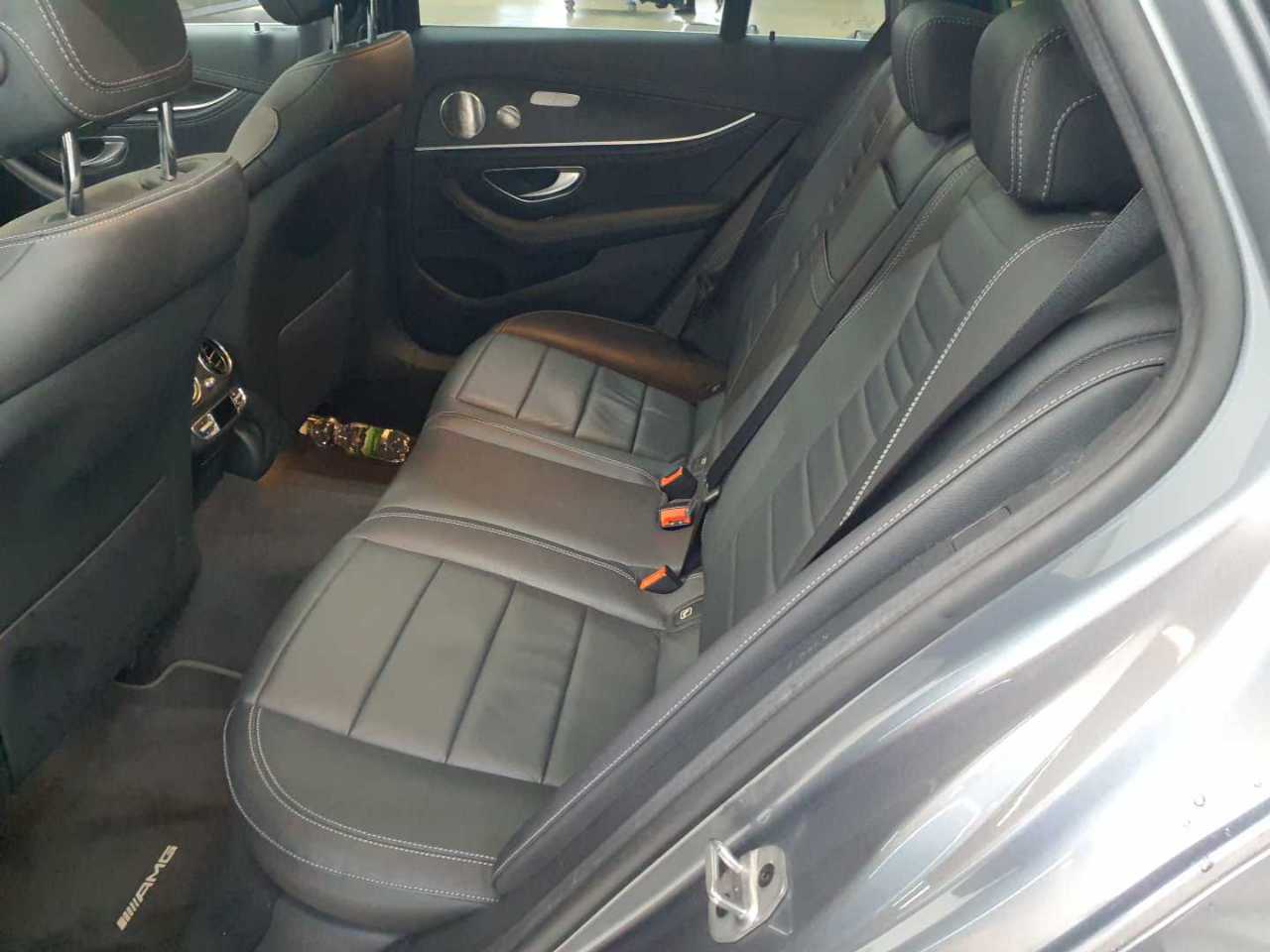 Mercedes-Benz E 300 de 4Matic T 9G-TRONIC AMG Line 13