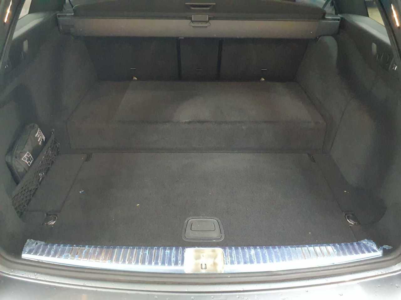 Mercedes-Benz E 300 de 4Matic T 9G-TRONIC AMG Line 15