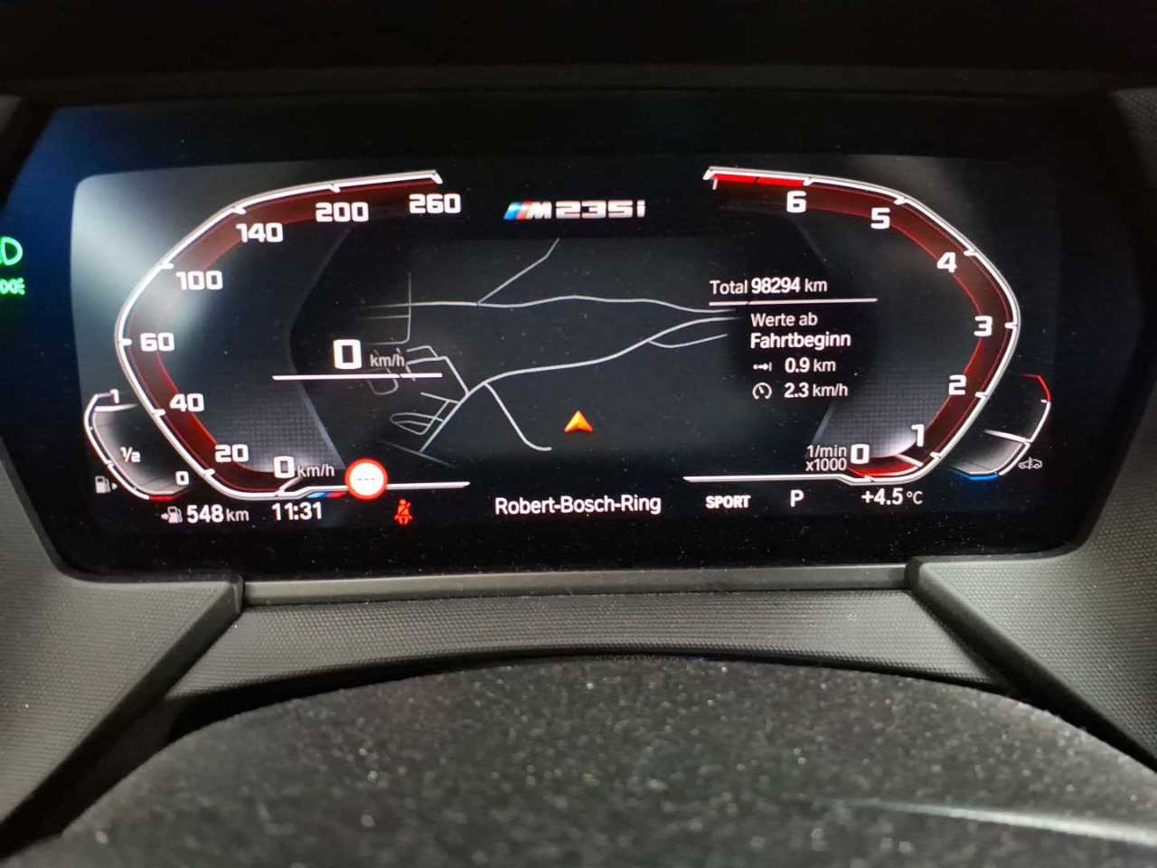 BMW M235i xDrive 11