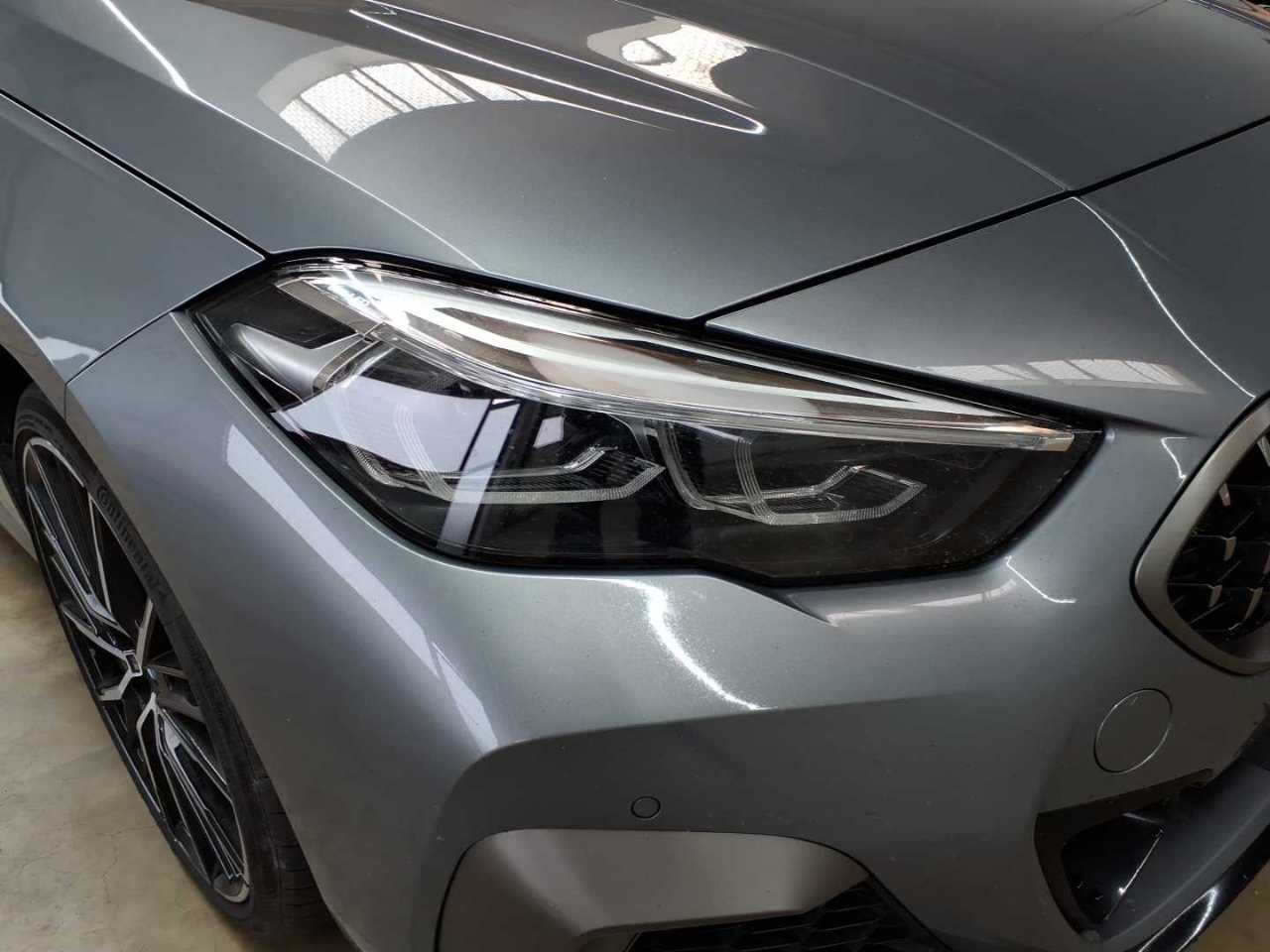 BMW M235i xDrive 17