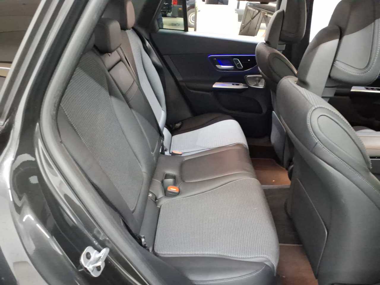 Mercedes-Benz GLC 220 d 4Matic 9G-TRONIC Avantgarde Advanced 14