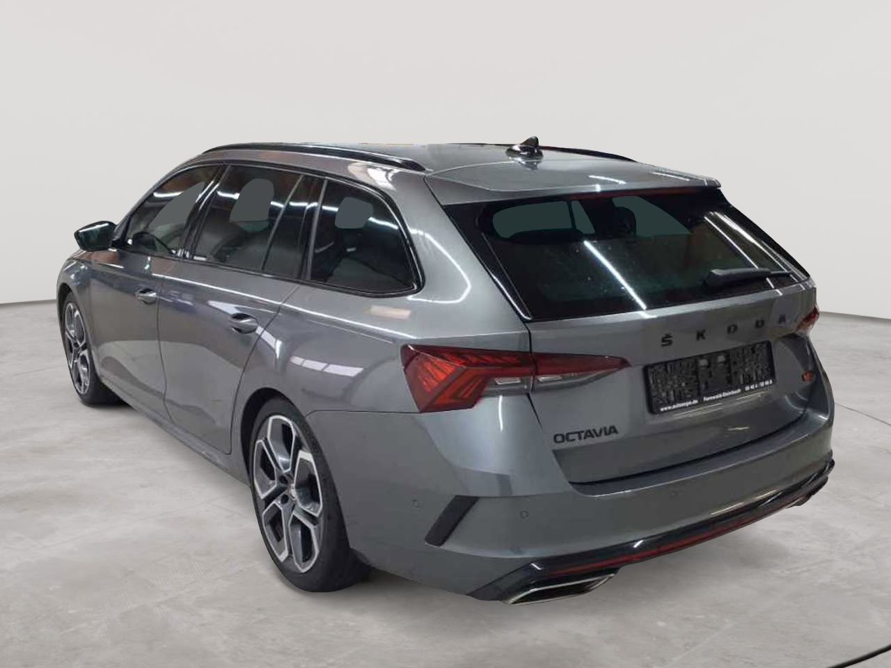 Skoda Octavia Combi 2.0 TDI DSG 4x4 RS Plus 5